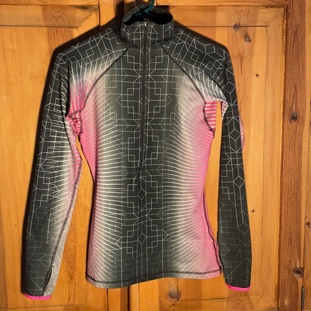 Nike Pro 1/2 zip pullover (s)